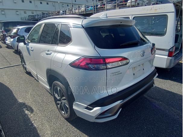 Toyota Corolla Cross 2024 Pearl