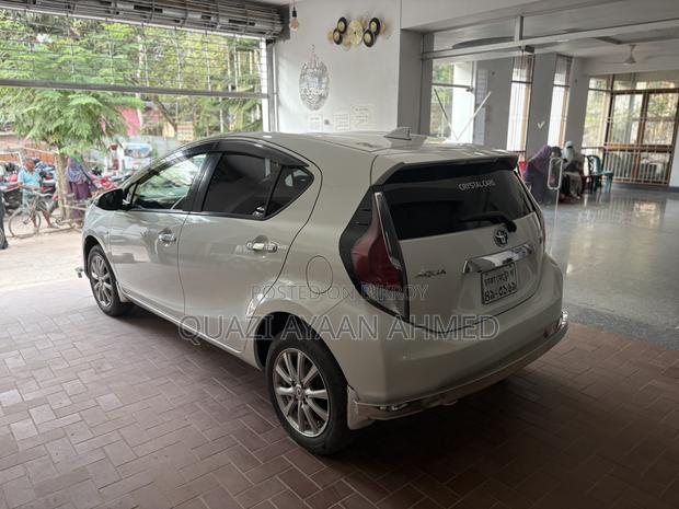 Toyota Aqua 2017 White