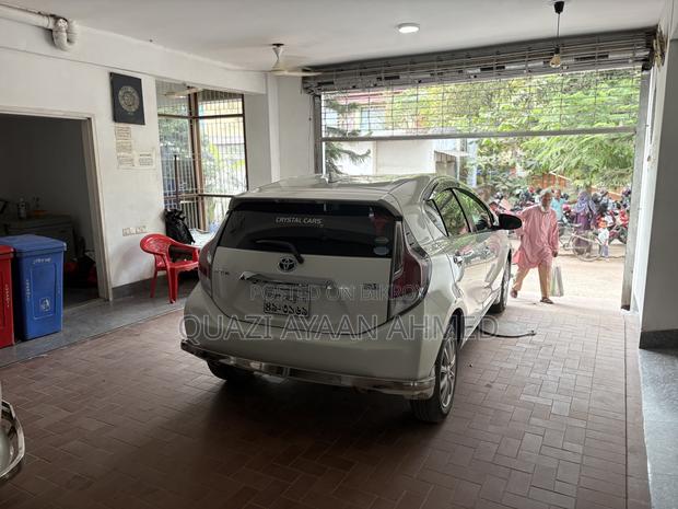 Toyota Aqua 2017 White
