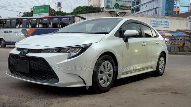 Toyota Corolla APEX SE 2021 Pearl