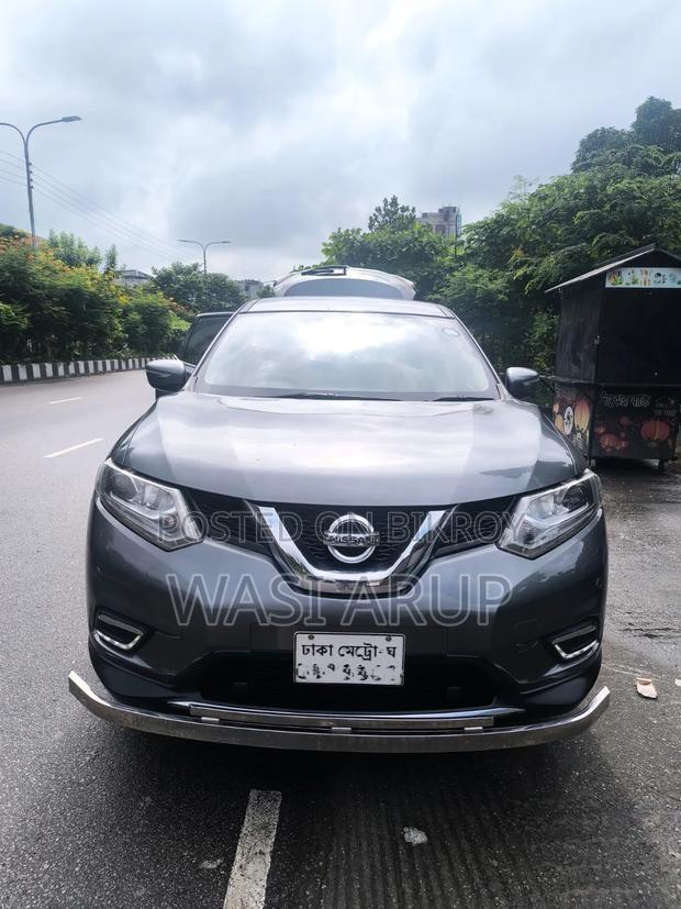 Nissan X-Trail 2.0 Hybrid FWD 2015 Gray