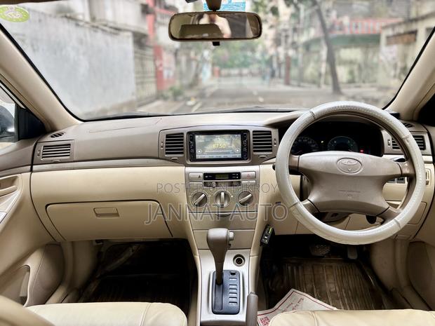 Toyota Corolla 2005 White