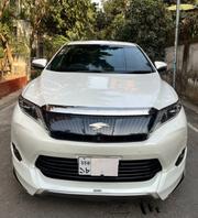 Toyota Harrier 2.0 2015 Pearl for sale