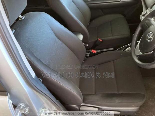Toyota Corolla Fielder 1.5 Hybrid FWD 2021 Silver