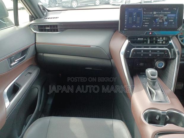 Toyota Harrier 2.5 Hybrid 2021 Black