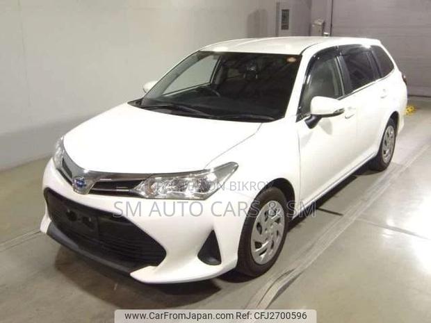Toyota Corolla Fielder 2020 White