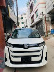 Toyota Noah 2022 Pearl for sale