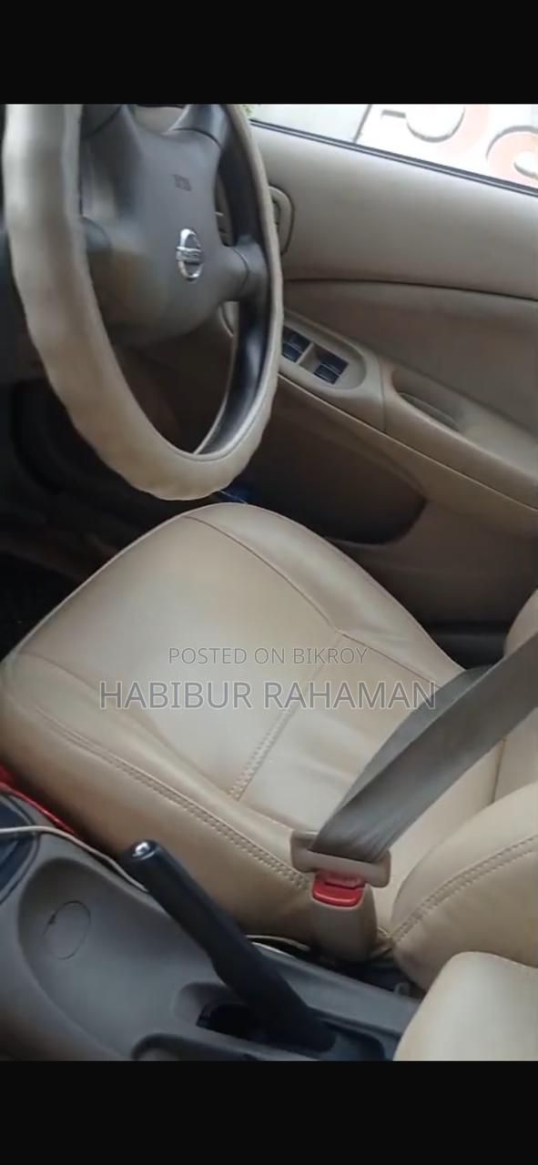 Nissan Sunny 2011 White