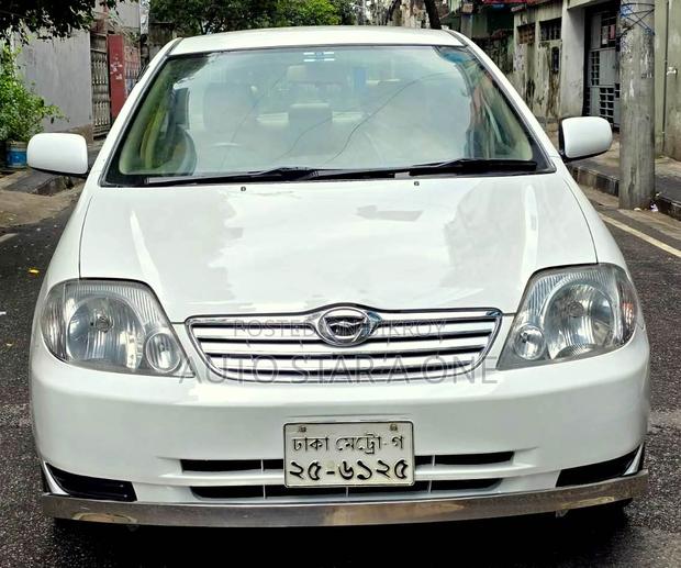 Toyota Corolla 2004 White