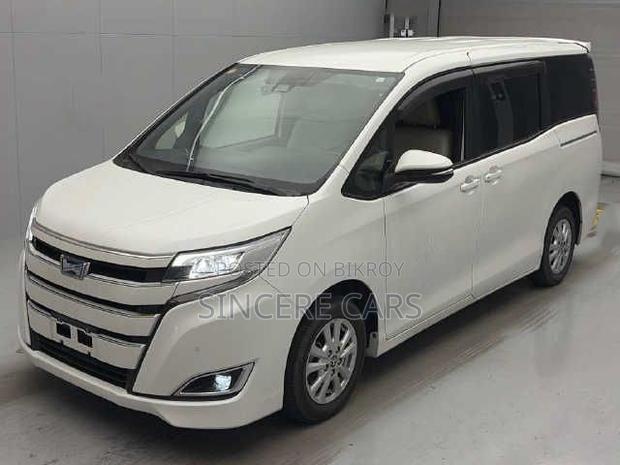 Toyota Noah 2021 Pearl