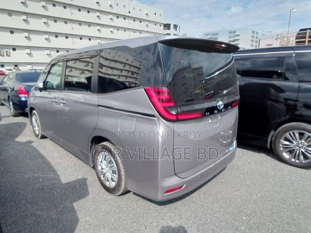Toyota Noah 2022 Gray