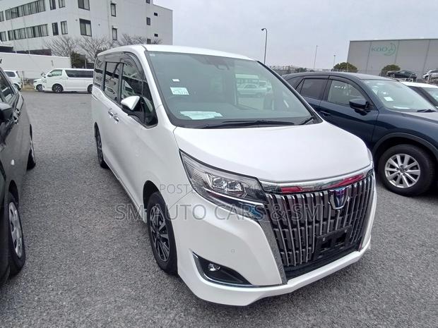 Toyota Esquire 1.8 FWD Hybrid (7 Seater) 2021 Pearl