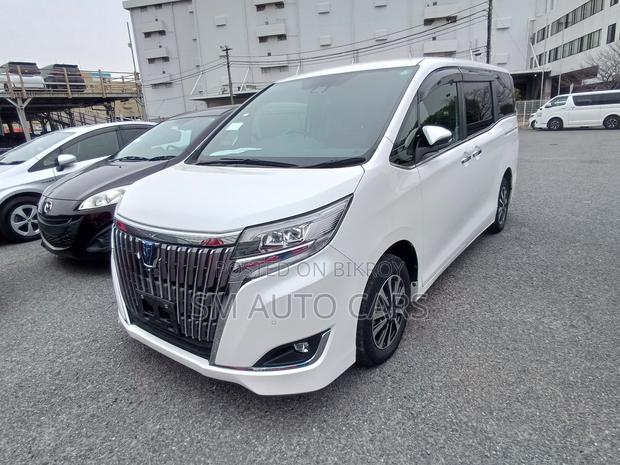 Toyota Esquire 1.8 FWD Hybrid (7 Seater) 2021 Pearl