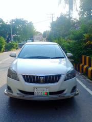 Toyota Premio 2013 Pearl for sale