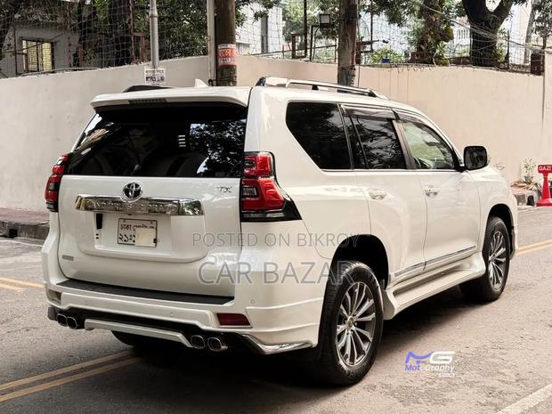 Toyota Land Cruiser Prado 2.7 2018 Pearl