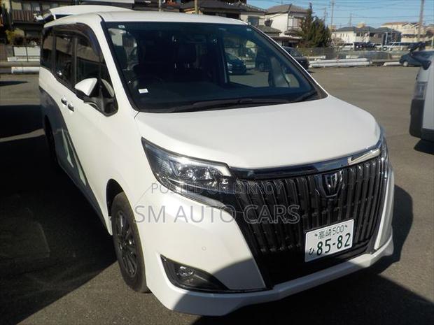 Toyota Esquire 2.0 FWD (7 Seater) 2021 Pearl