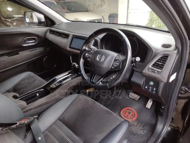 Honda Vezel 2017 Black