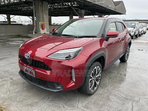 Toyota Yaris Cross 2021 Red