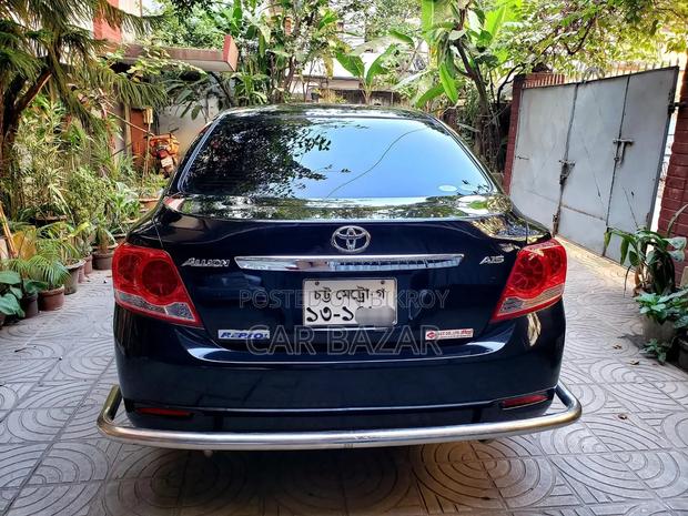 Toyota Allion 2013 Black