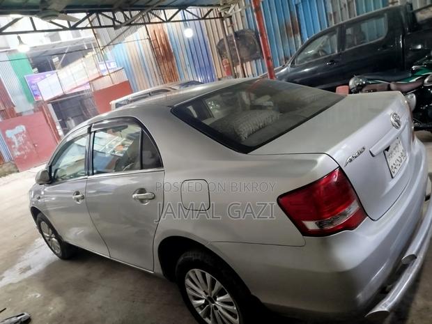 Toyota Axio 2011 Silver