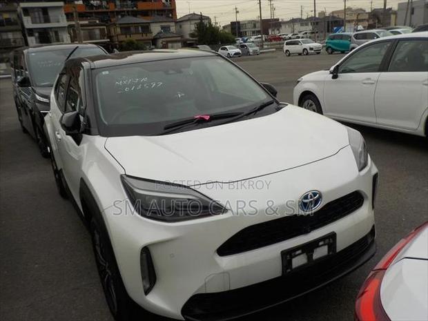 Toyota Yaris Cross 1.5 Hybrid FWD 2021 Pearl