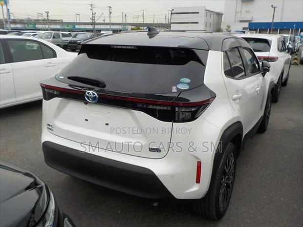 Toyota Yaris Cross 1.5 Hybrid FWD 2021 Pearl