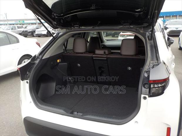 Toyota Yaris Cross 1.5 Hybrid FWD 2021 Pearl
