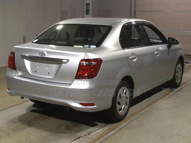 Toyota Axio 2021 Silver