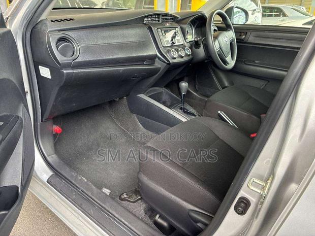 Toyota Axio 2021 Silver
