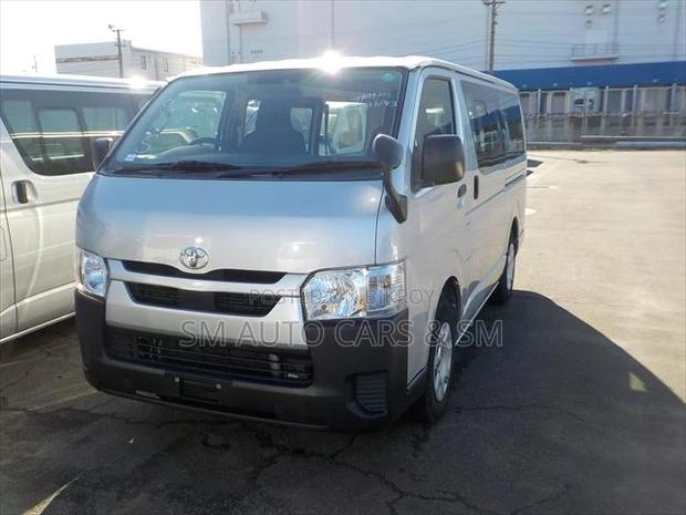 Toyota HiAce 2020 Silver