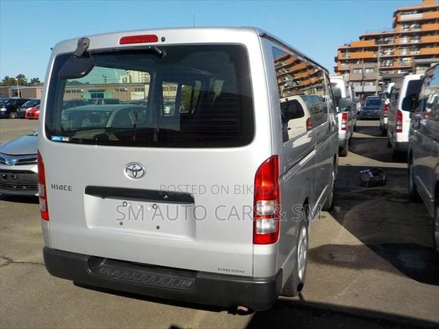 Toyota HiAce 2020 Silver