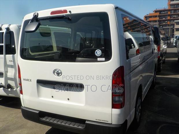 Toyota HiAce 2020 White