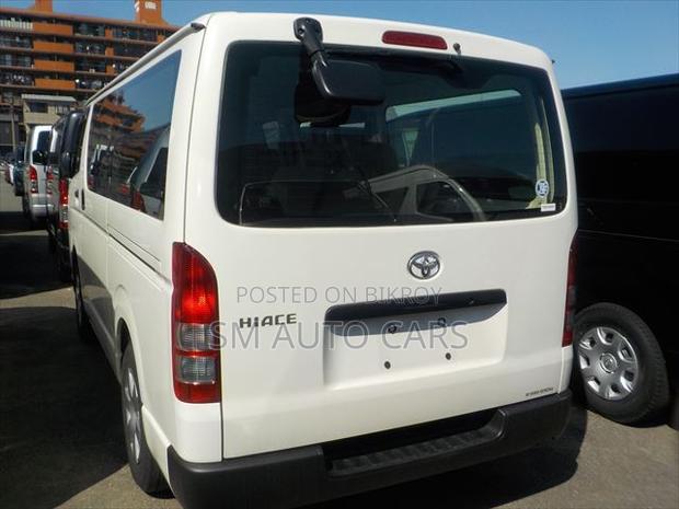 Toyota HiAce 2020 White