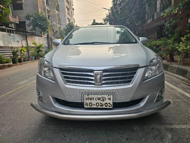 Toyota Premio 1.5 FWD 2014 Silver