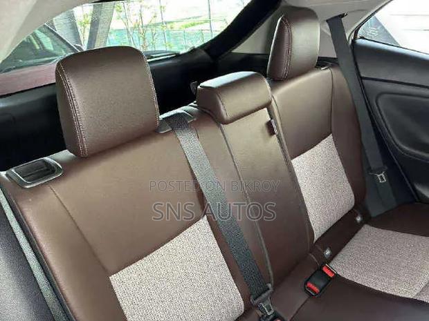 Toyota Yaris Cross 1.5 Hybrid FWD 2021 Pearl