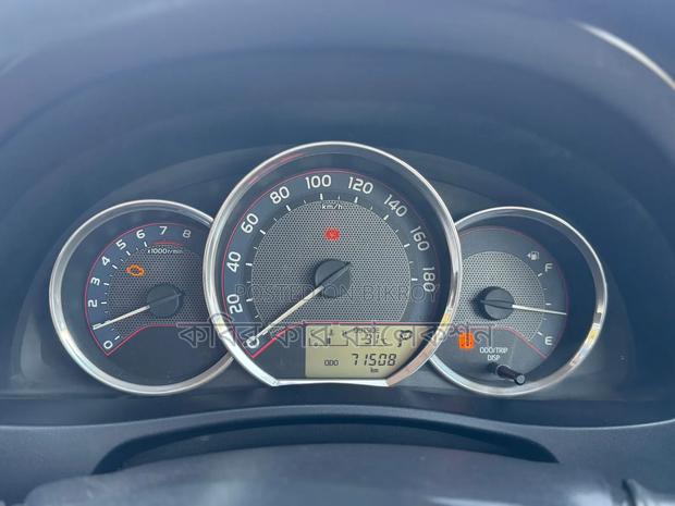 Toyota Auris 2013 Black