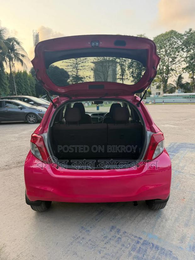 Toyota Vitz 2011 Pink