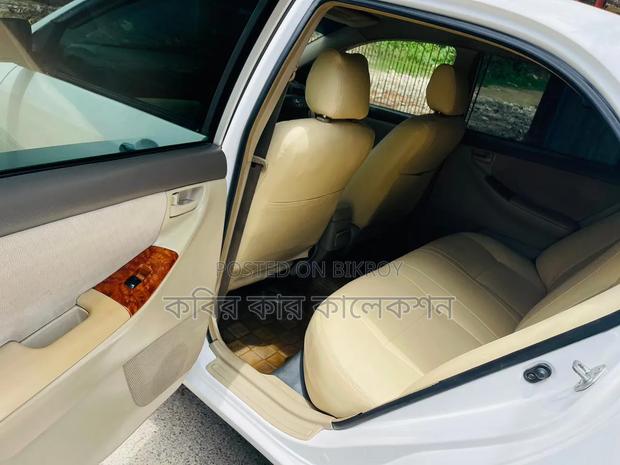 Toyota Corolla 2005 White