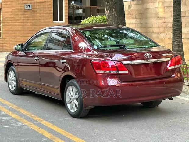 Toyota Premio 1.5 FWD 2020 Maroon