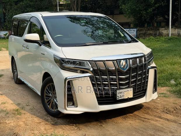 Toyota Alphard 2.5 Hybrid AWD 2019 Pearl