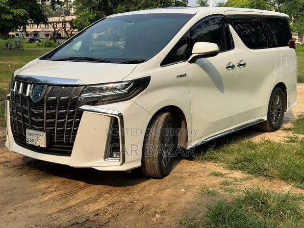 Toyota Alphard 2.5 Hybrid AWD 2019 Pearl