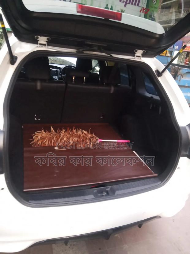 Toyota Corolla Fielder 2018 Pearl