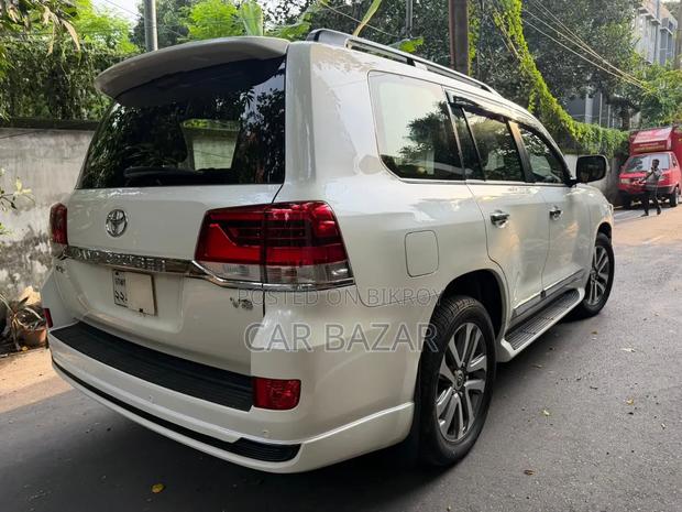Toyota Land Cruiser 4.5 V8 VXR 2020 Pearl