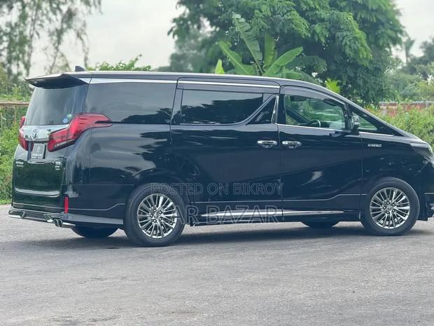 Toyota Alphard 2019 Black