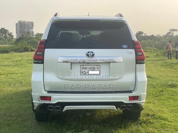 Toyota Land Cruiser Prado 2.7 2018 Pearl