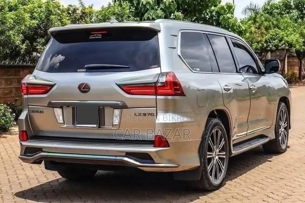 Toyota Land Cruiser 4.5 V8 VXR 2011 Silver
