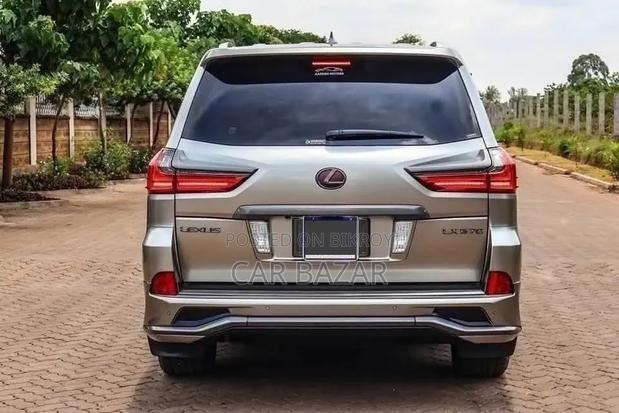 Toyota Land Cruiser 4.5 V8 VXR 2011 Silver