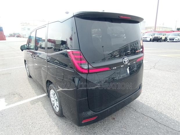Toyota Noah 2022 Black