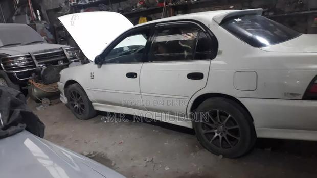 Toyota Corolla 1994 White