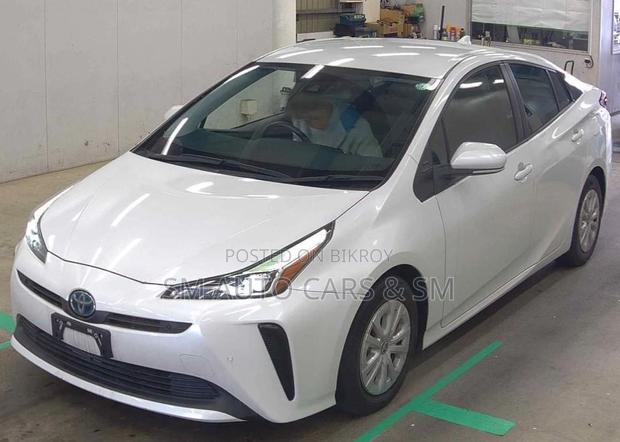 Toyota Prius 2021 Pearl